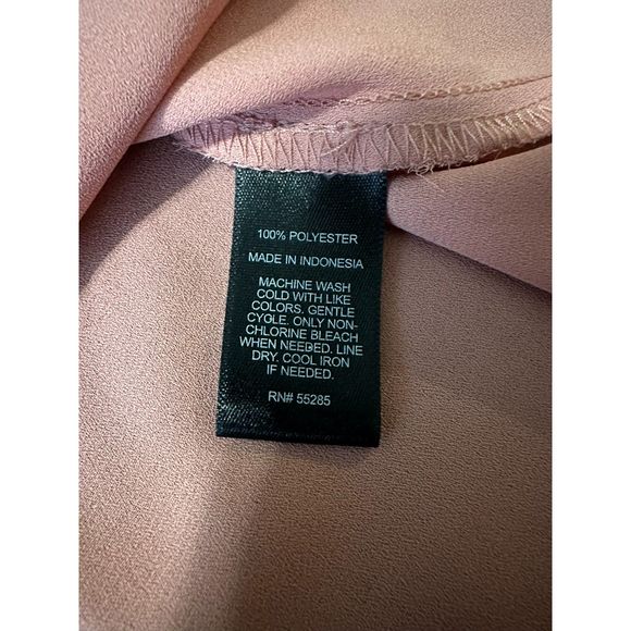 Women’s Express button down Portofino Shirt Size Medium Salmon color - Picture 4 of 7